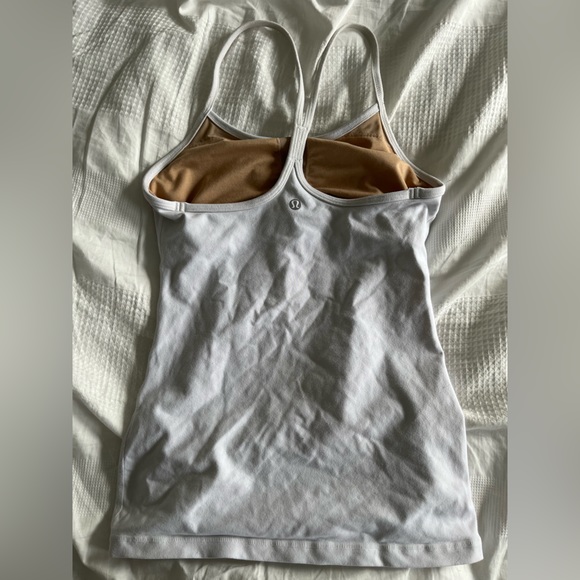 🌊 Lulu tank top! - Picture 2 of 2